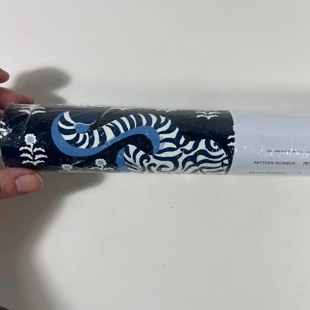 Printfresh x‎ NuWallpaper Navy Blue Tiger Peel and Stick Wallpaper PFS6106 18ft